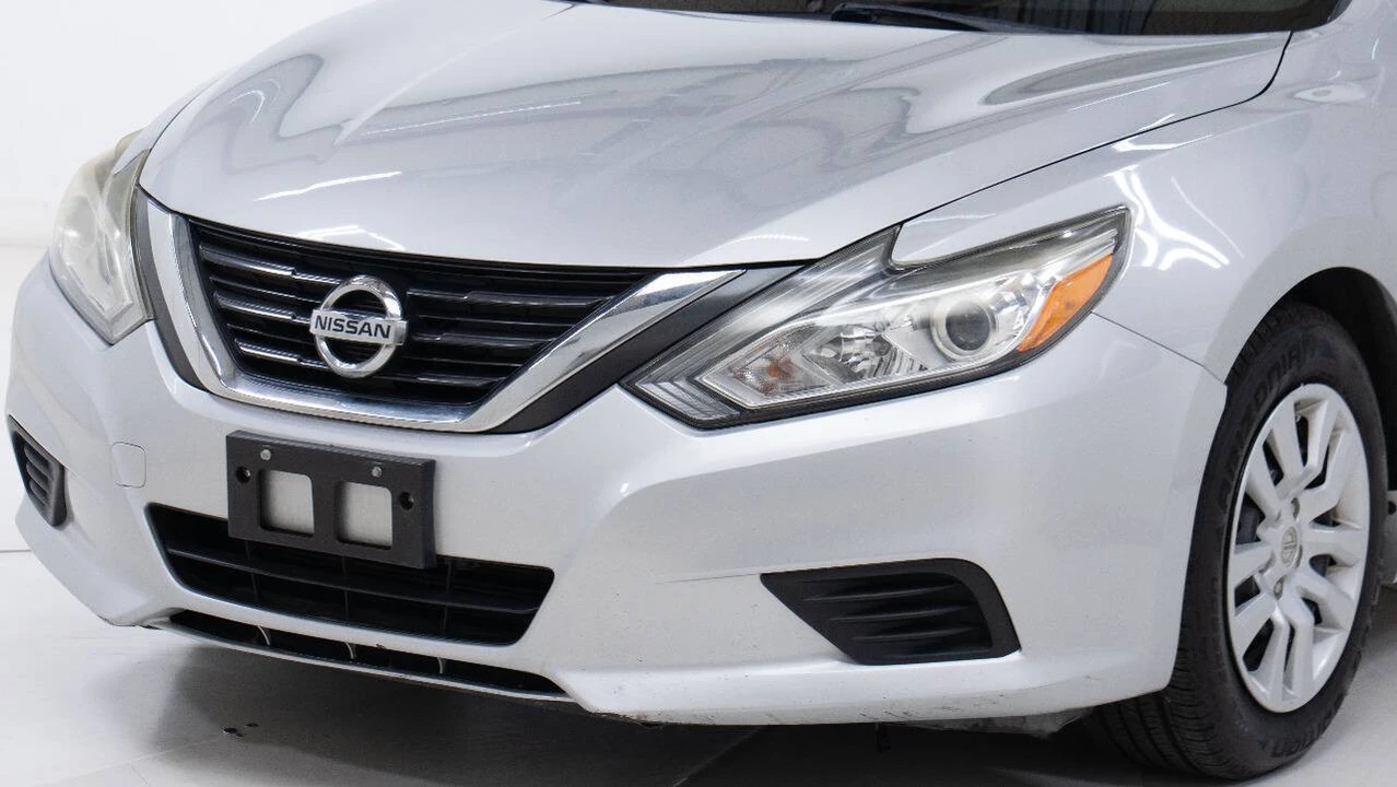 2017 Nissan Altima 5th Gen - Image 9 of 12