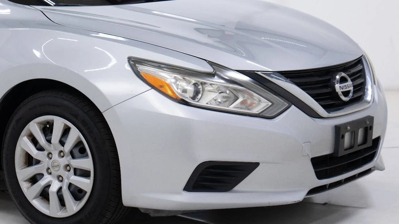 2017 Nissan Altima 5th Gen - Image 10 of 12