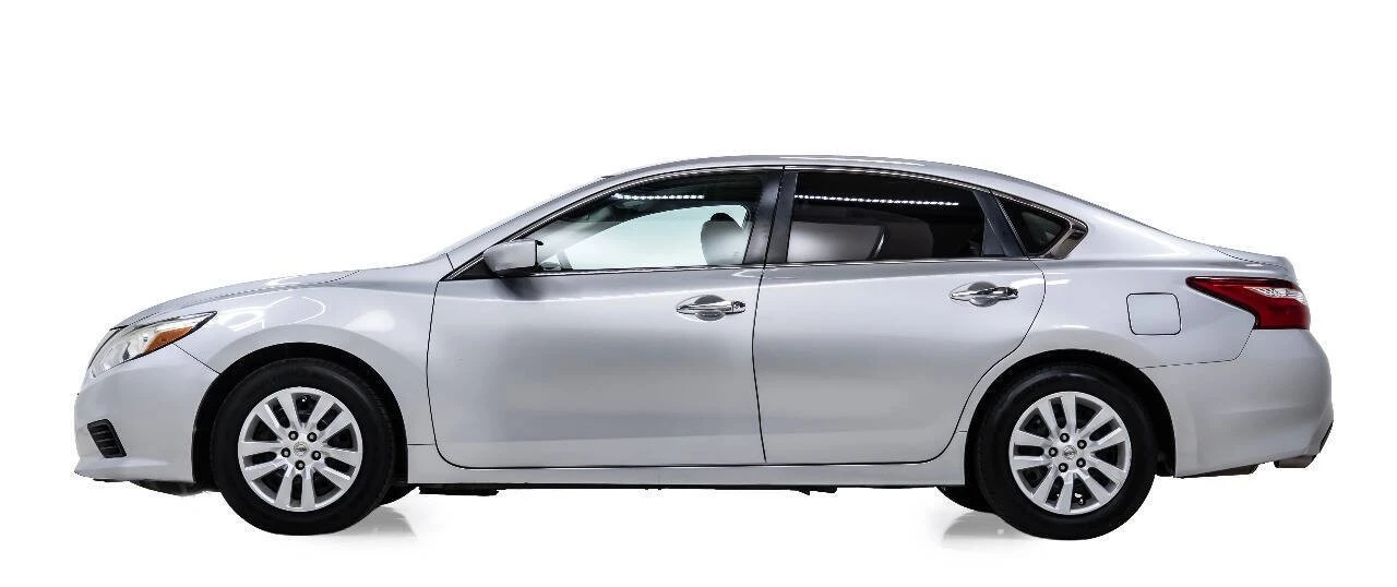 2017 Nissan Altima 5th Gen - Image 6 of 12