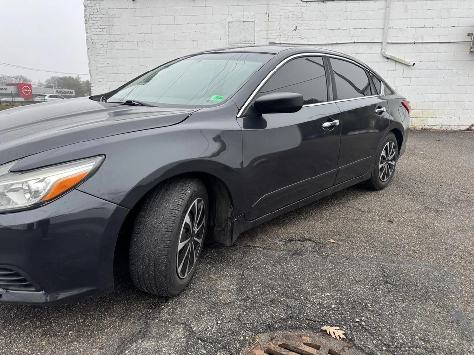 2017 Nissan Altima 5th Gen - Image 3 of 21