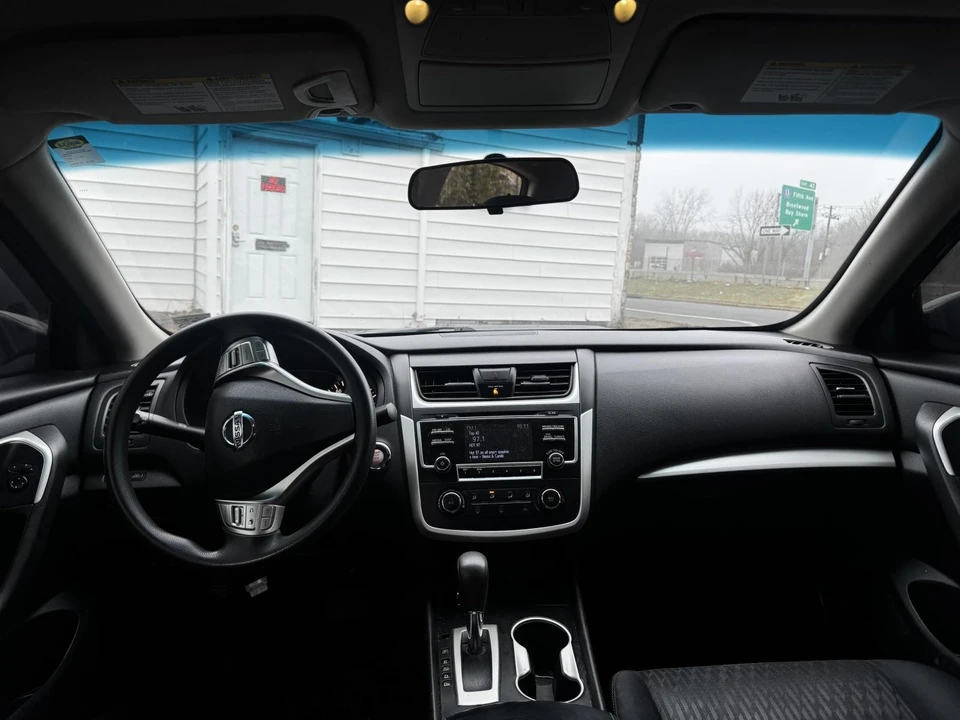 2017 Nissan Altima 5th Gen - Image 7 of 25