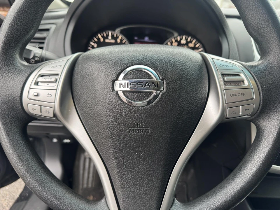 2017 Nissan Altima 5th Gen - Image 4 of 25