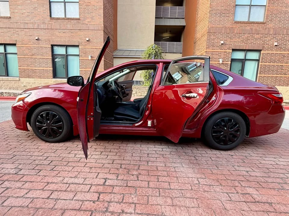 2017 Nissan Altima 5th Gen - Image 10 of 13