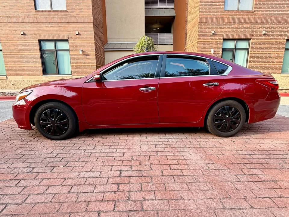 2017 Nissan Altima 5th Gen - Image 3 of 13