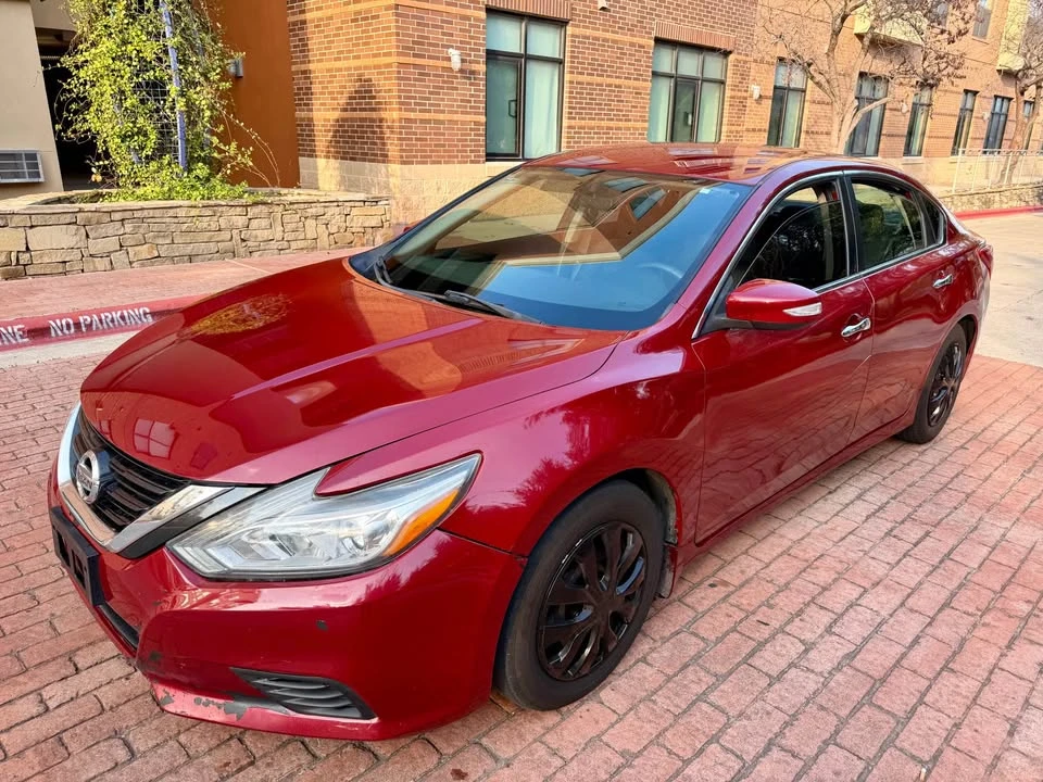 2017 Nissan Altima 5th Gen - Image 2 of 13