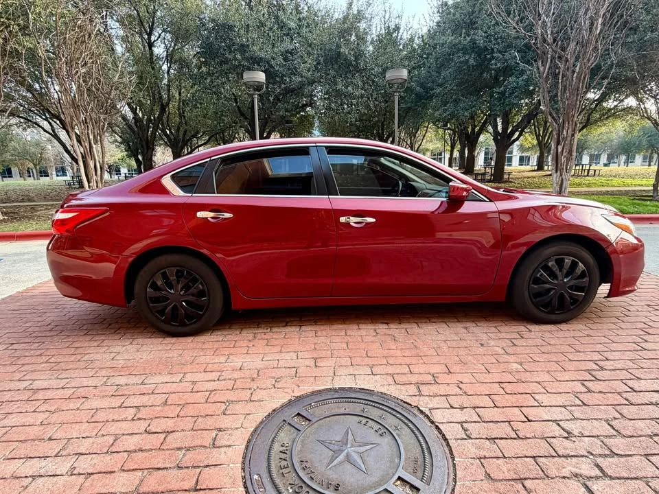 2017 Nissan Altima 5th Gen - Image 7 of 13