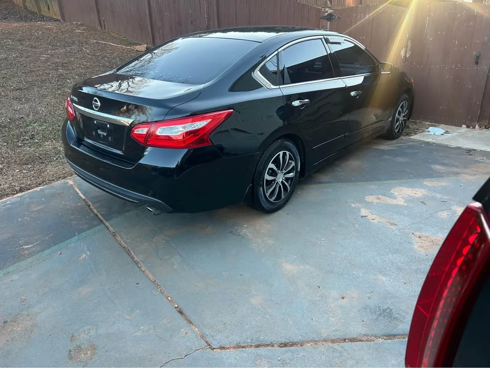2017 Nissan Altima 5th Gen - Image 3 of 8