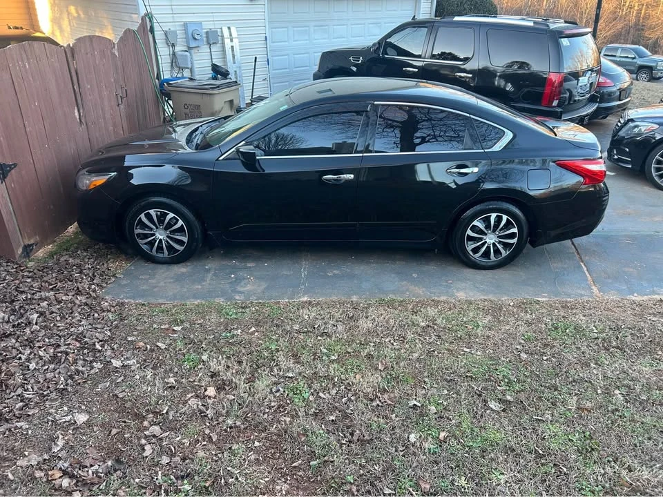 2017 Nissan Altima 5th Gen - Image 5 of 8