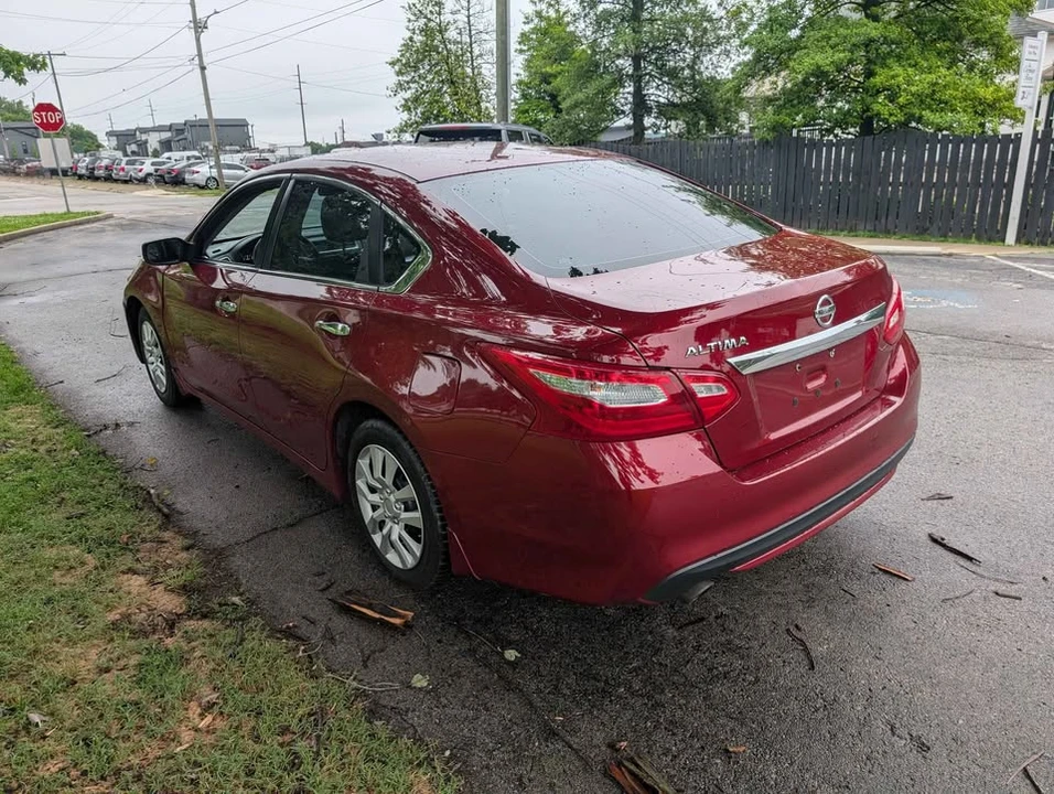 2017 Nissan Altima 5th Gen - Image 4 of 8