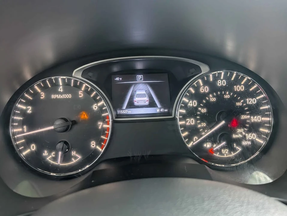 2017 Nissan Altima 5th Gen - Image 5 of 8