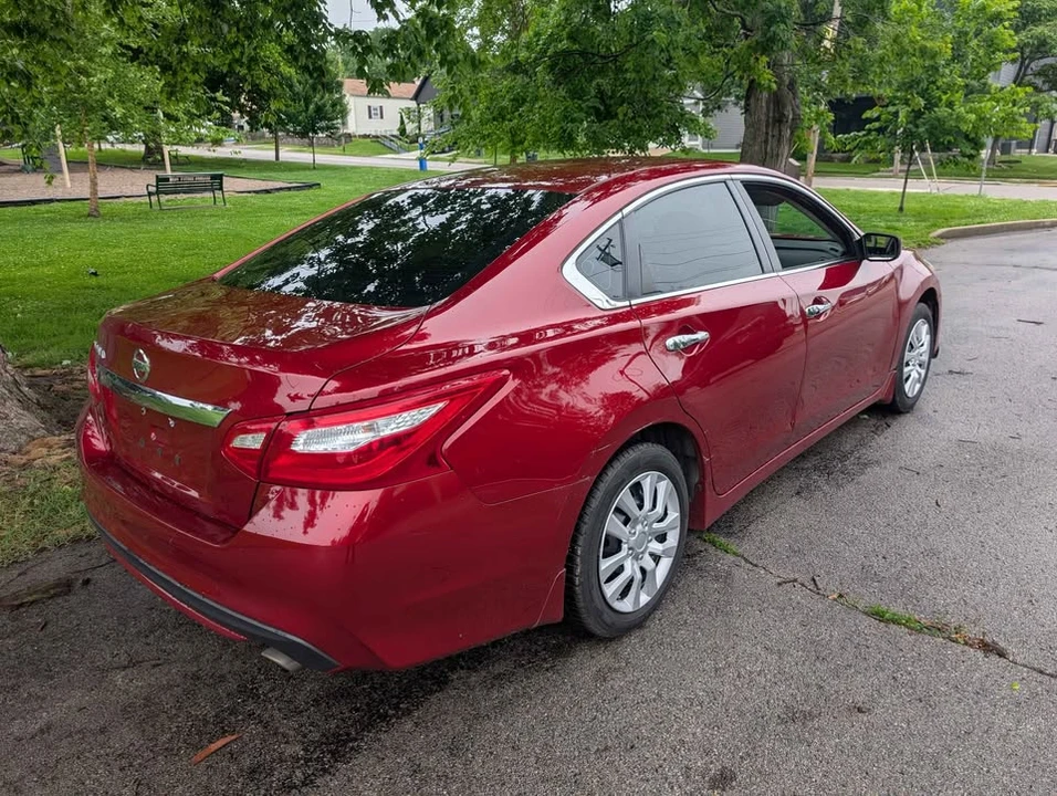 2017 Nissan Altima 5th Gen - Image 3 of 8