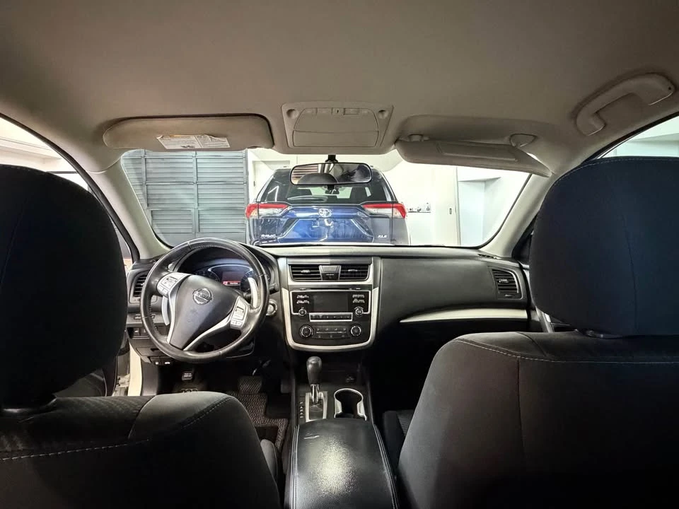 2017 Nissan Altima 5th Gen - Image 8 of 10