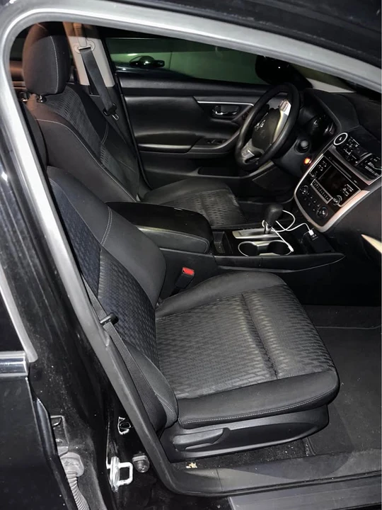 2017 Nissan Altima 5th Gen - Image 5 of 8