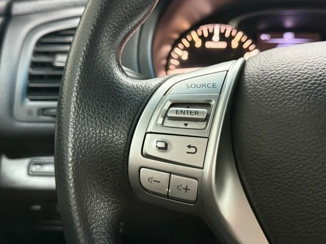 2017 Nissan Altima 5th Gen - Image 19 of 21