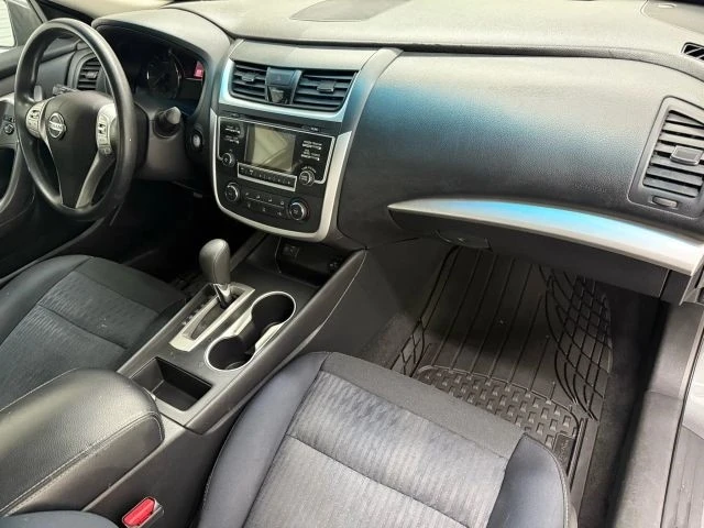 2017 Nissan Altima 5th Gen - Image 11 of 12