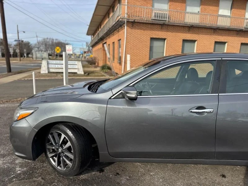 2017 Nissan Altima 5th Gen - Image 6 of 12