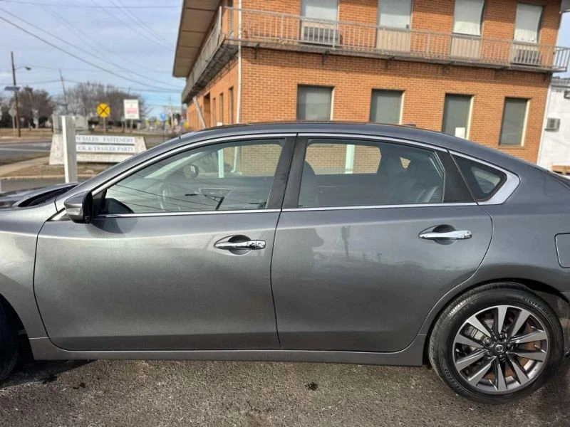 2017 Nissan Altima 5th Gen - Image 7 of 12