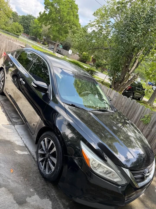2017 Nissan Altima 5th Gen - Image 4 of 15