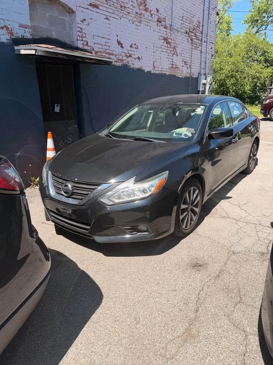 2017 Nissan Altima 5th Gen - Image 13 of 15