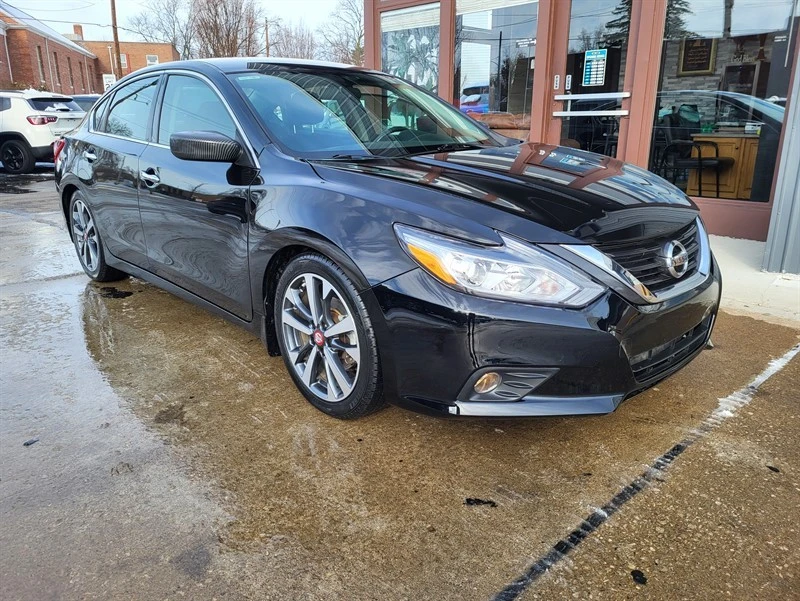 2017 Nissan Altima 5th Gen - Image 3 of 17