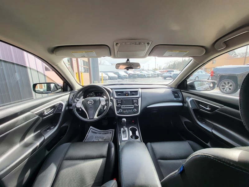 2017 Nissan Altima 5th Gen - Image 12 of 17