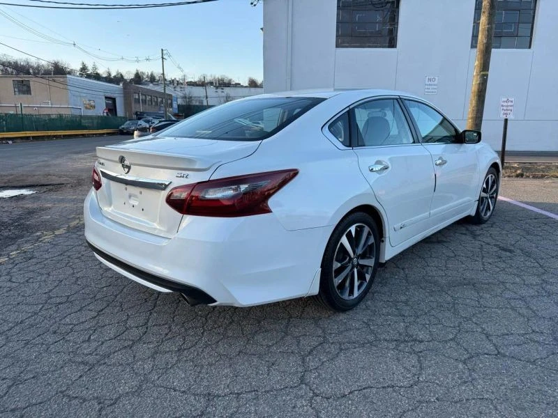 2017 Nissan Altima 5th Gen - Image 3 of 12