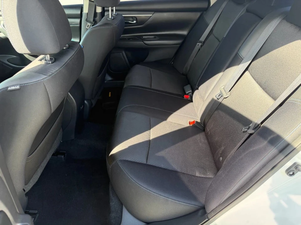 2017 Nissan Altima 5th Gen - Image 11 of 19