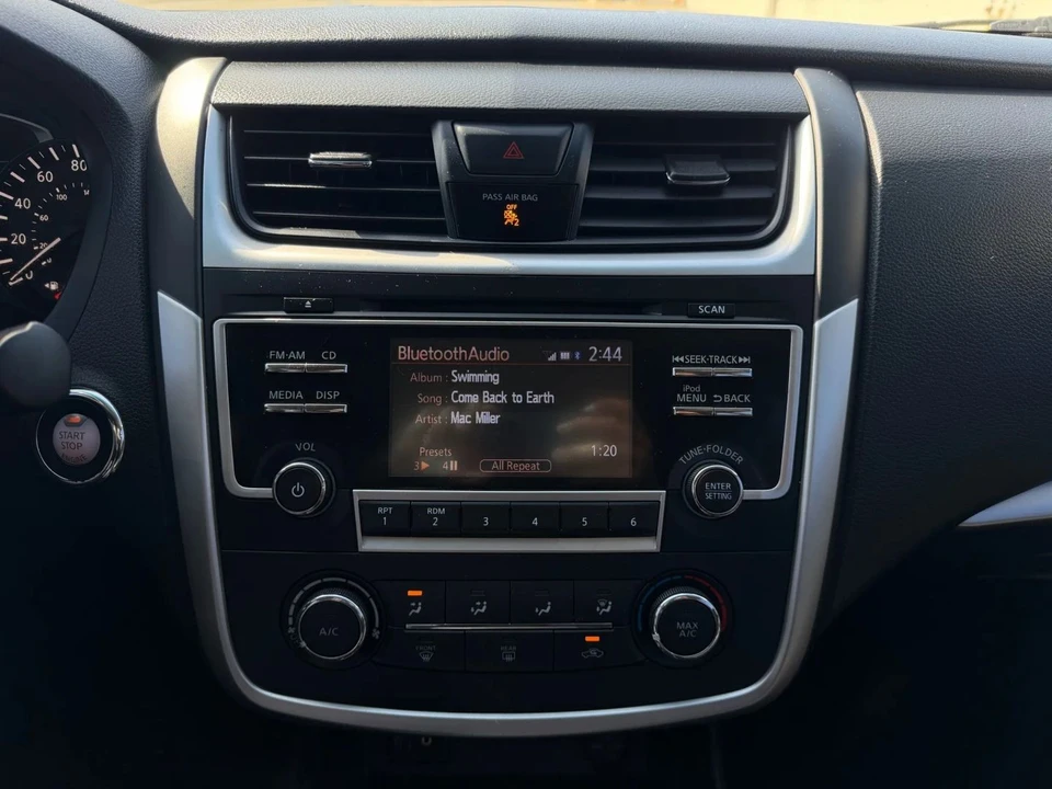 2017 Nissan Altima 5th Gen - Image 16 of 19