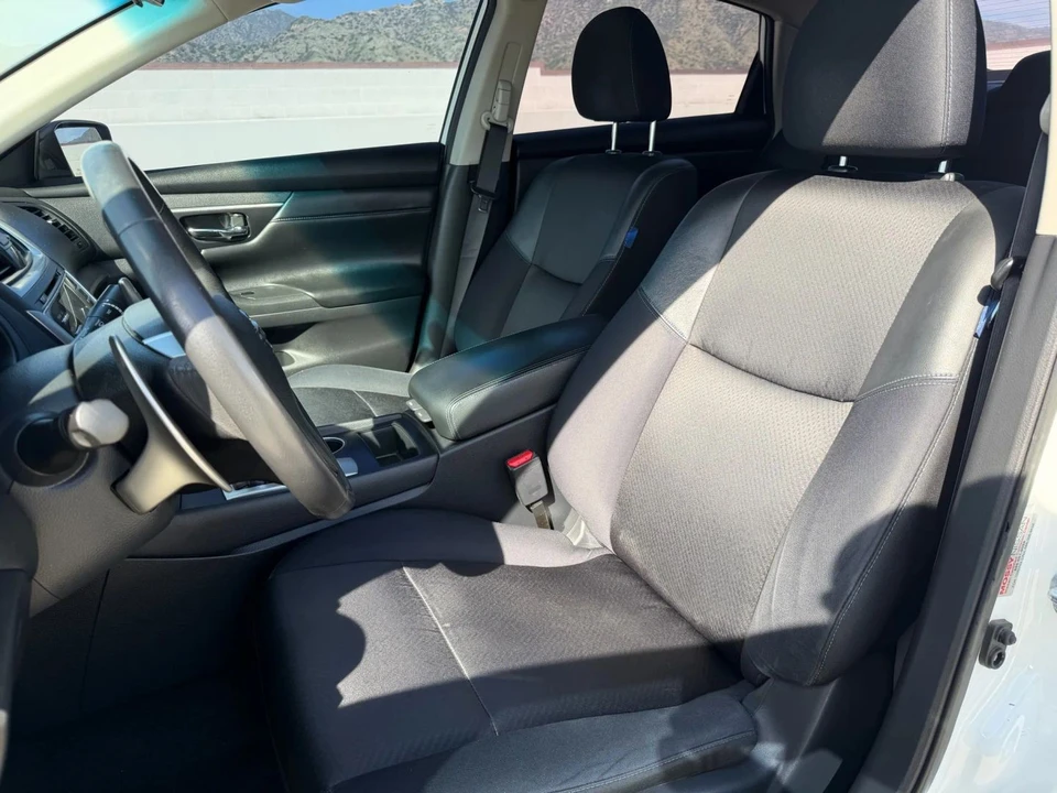 2017 Nissan Altima 5th Gen - Image 10 of 19