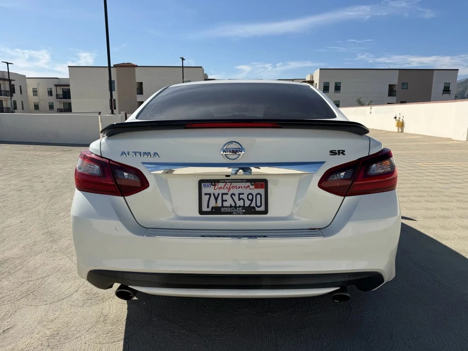 2017 Nissan Altima 5th Gen - Image 4 of 19