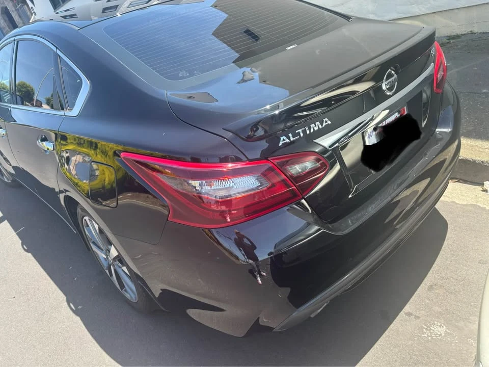 2017 Nissan Altima 5th Gen - Image 2 of 6