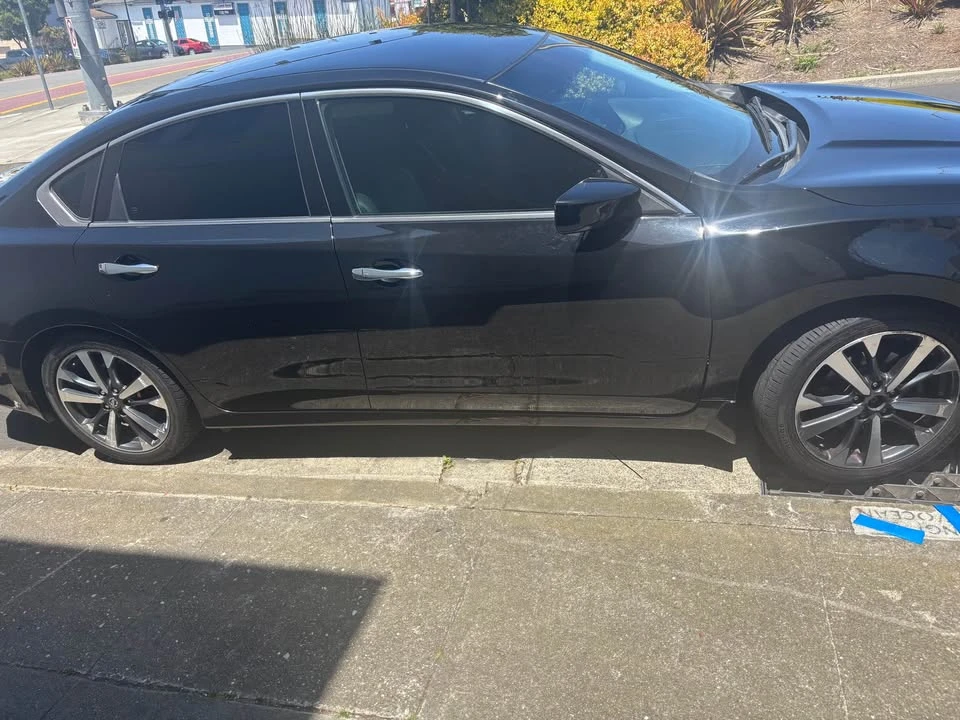 2017 Nissan Altima 5th Gen - Image 6 of 6