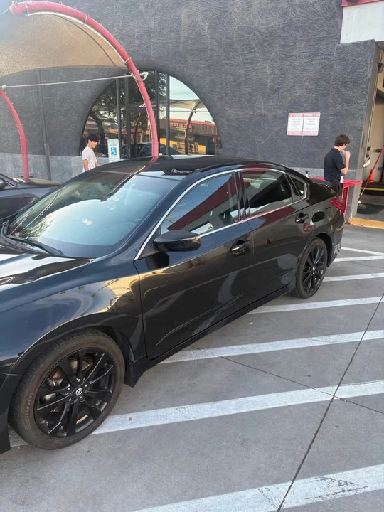 2017 Nissan Altima 5th Gen - Image 2 of 10