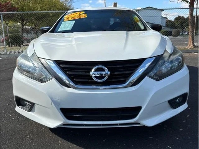 2017 Nissan Altima 5th Gen - Image 7 of 10