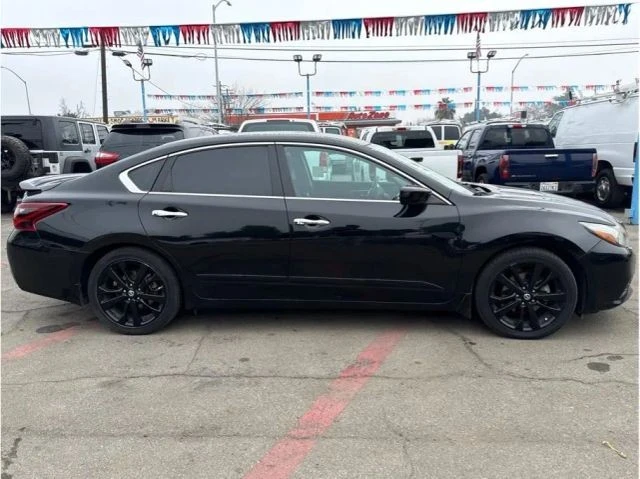 2017 Nissan Altima 5th Gen - Image 2 of 9