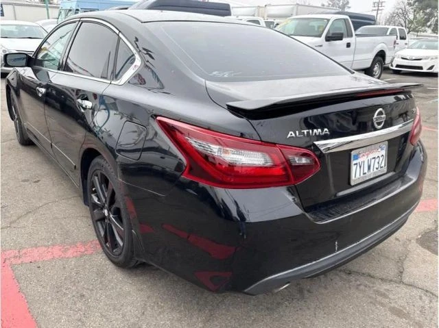 2017 Nissan Altima 5th Gen - Image 4 of 9