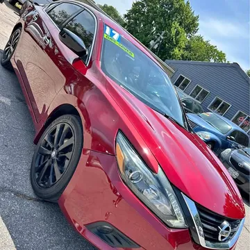 2017 Nissan Altima 2.5 SR Sedan 4D