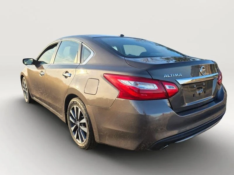 2017 Nissan Altima 5th Gen - Image 3 of 12