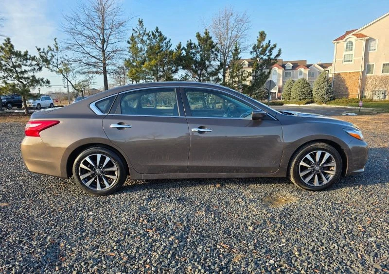 2017 Nissan Altima 5th Gen - Image 6 of 12