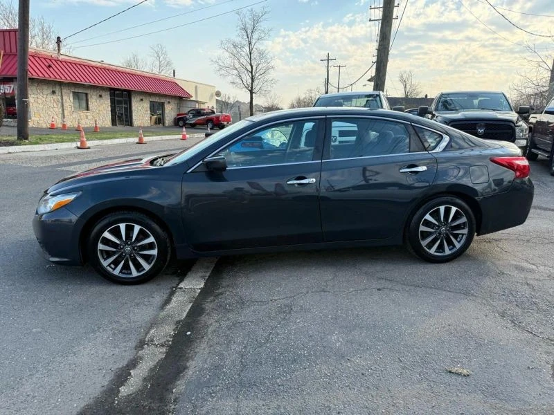 2017 Nissan Altima 5th Gen - Image 5 of 12