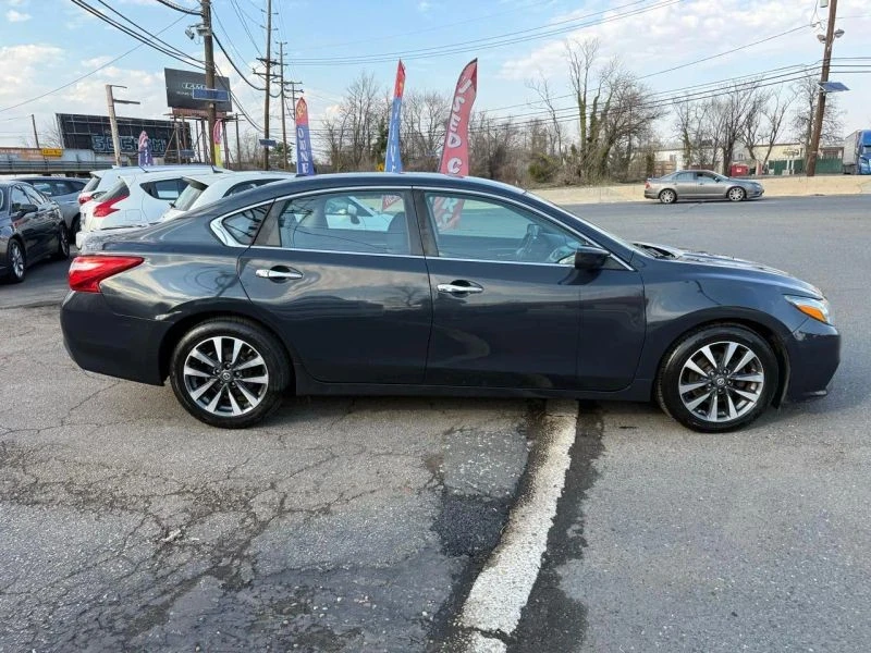 2017 Nissan Altima 5th Gen - Image 4 of 12