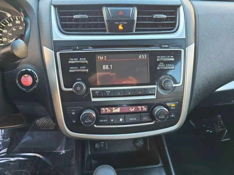 2017 Nissan Altima 5th Gen - Image 11 of 12