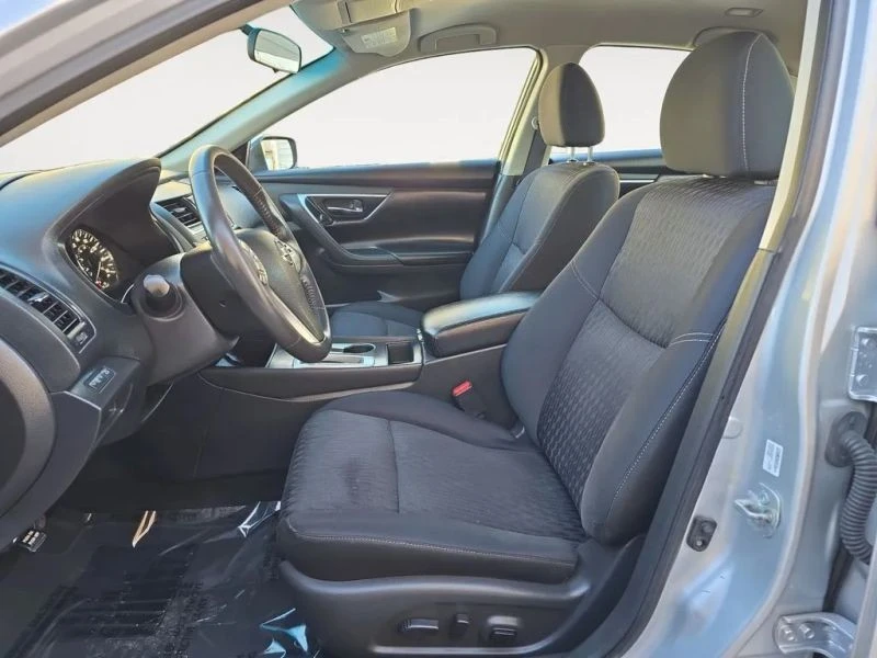 2017 Nissan Altima 5th Gen - Image 9 of 12