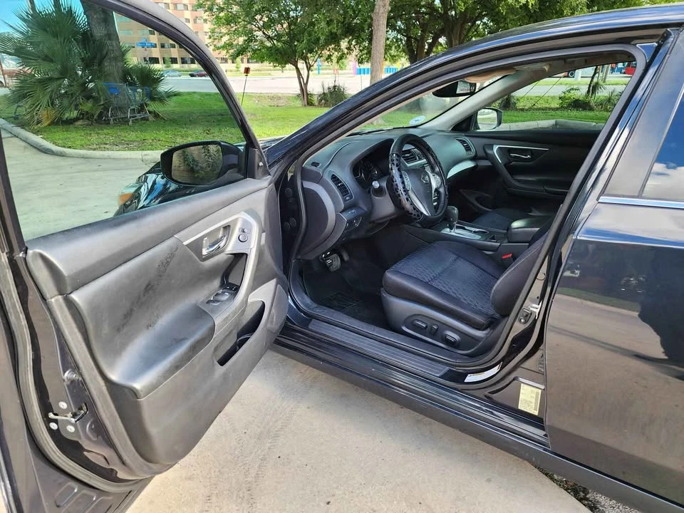 2017 Nissan Altima 5th Gen - Image 8 of 15