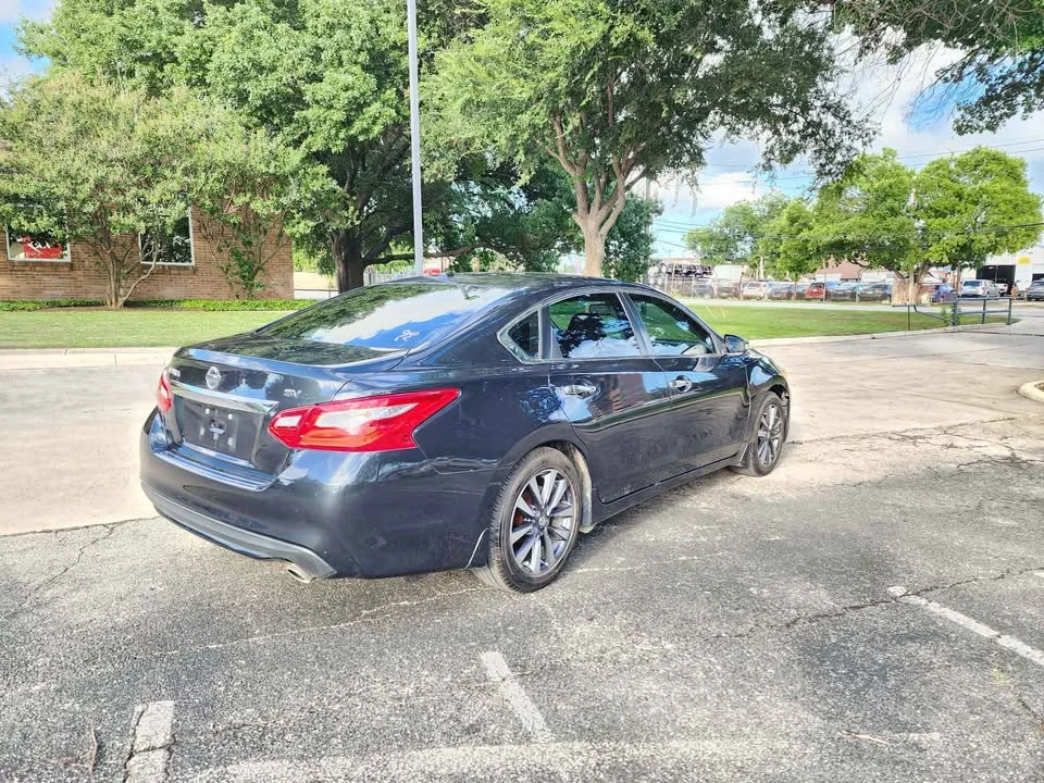 2017 Nissan Altima 5th Gen - Image 6 of 15