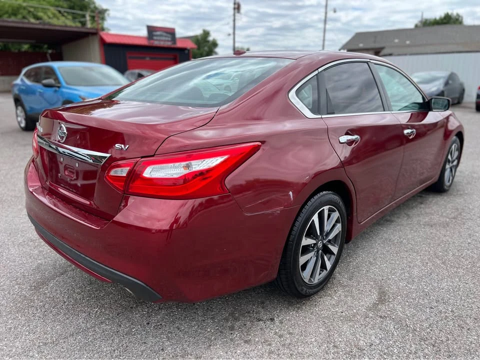 2017 Nissan Altima 5th Gen - Image 7 of 17