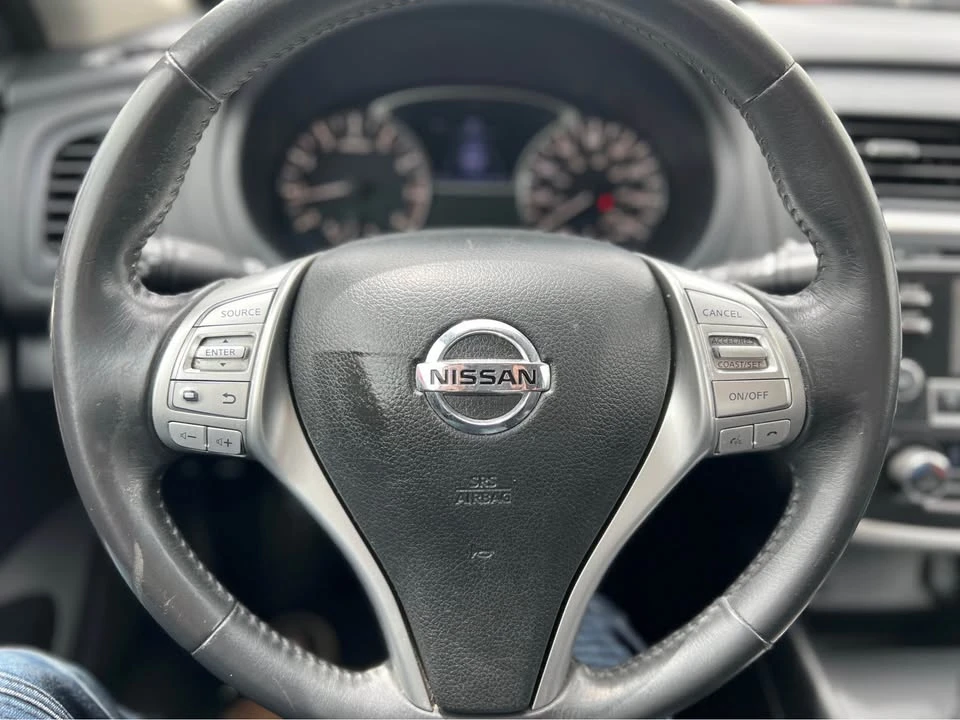 2017 Nissan Altima 5th Gen - Image 15 of 17