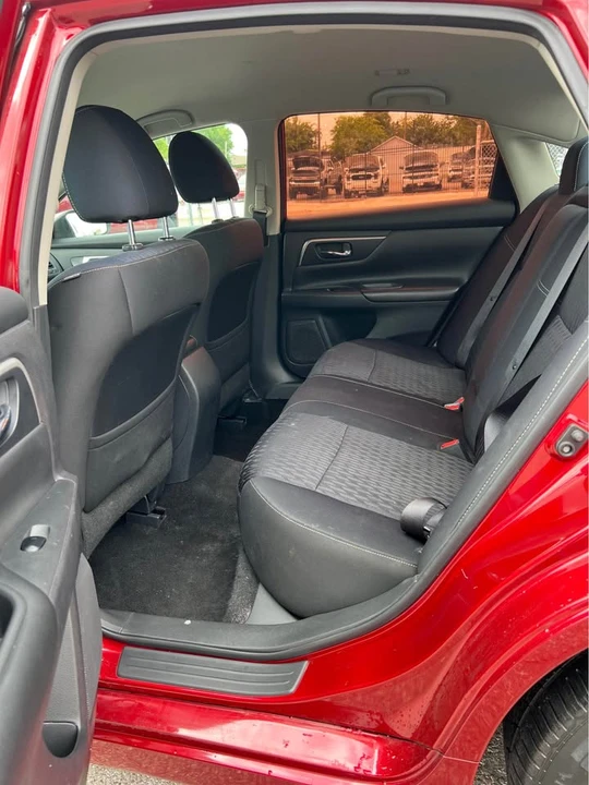 2017 Nissan Altima 5th Gen - Image 10 of 17