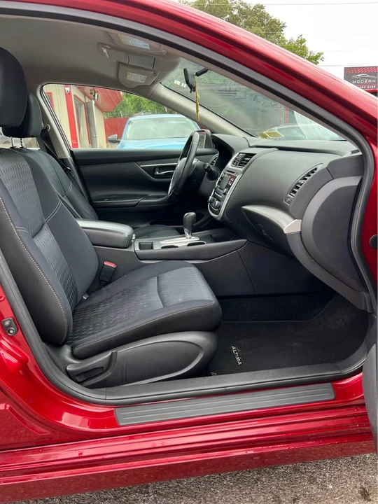 2017 Nissan Altima 5th Gen - Image 11 of 17