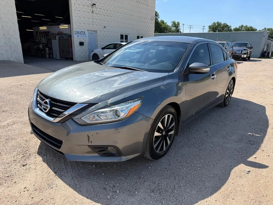 2017 Nissan Altima 5th Gen - Image 4 of 13